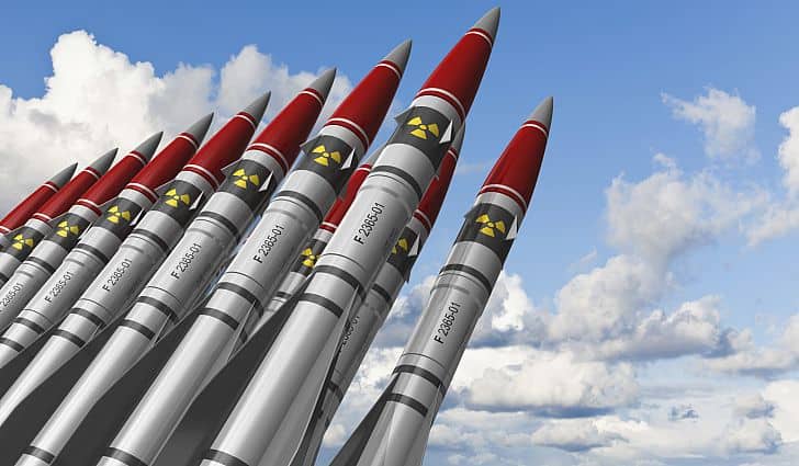 Nükleer Füzeler Dünyayı Yok Edebilir Mi?