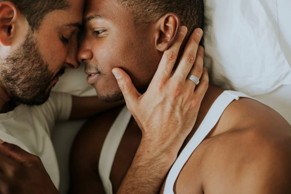 Pride Ayı: Gay Olmak Sorun Mu, Bir Sağlık Sorunu Mu? Gerçek Cevaplarla!