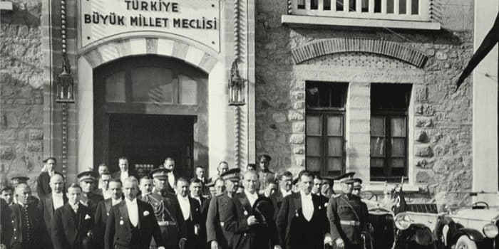 Türkiye Büyük Millet Meclisi’nin (TBMM) İlan Edilmesi (23 Nisan 1920)