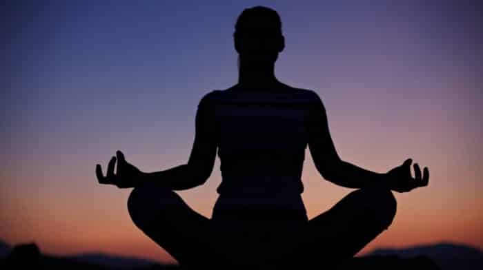 En İyi Online Yoga Kursu – 2021 Güncel – Ruhunu ve Bedenini Rahatlatmak İsteyenler 11 Yoga Eğitimi