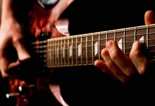 En İyi Online Gitar Kursu – 2021 Güncel – Gitarda Kendini Geliştirmek İsteyenlere 10 Kurs Tavsiyesi
