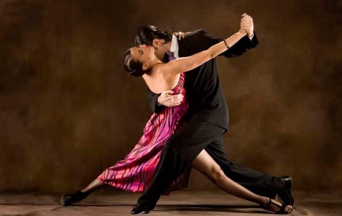 En İyi Online Dans Kursu – 2021 Güncel – Kendinize Güveninizi Arttıracak 7 Dans Kursu