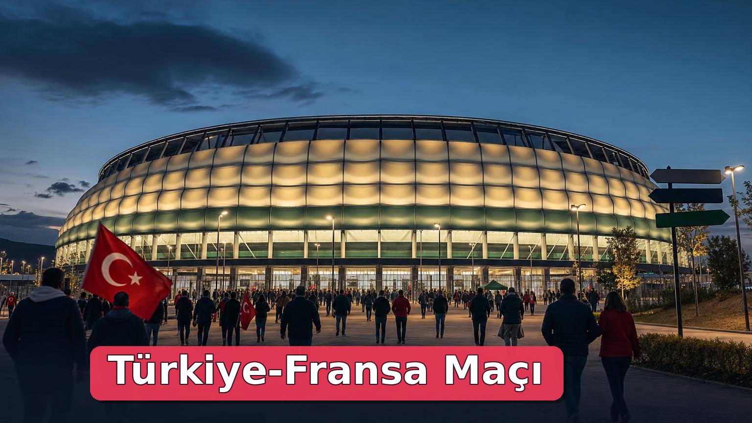 Akşam ışıkları altında Kocaeli Stadyumu’na ilerleyen taraftar siluetleri